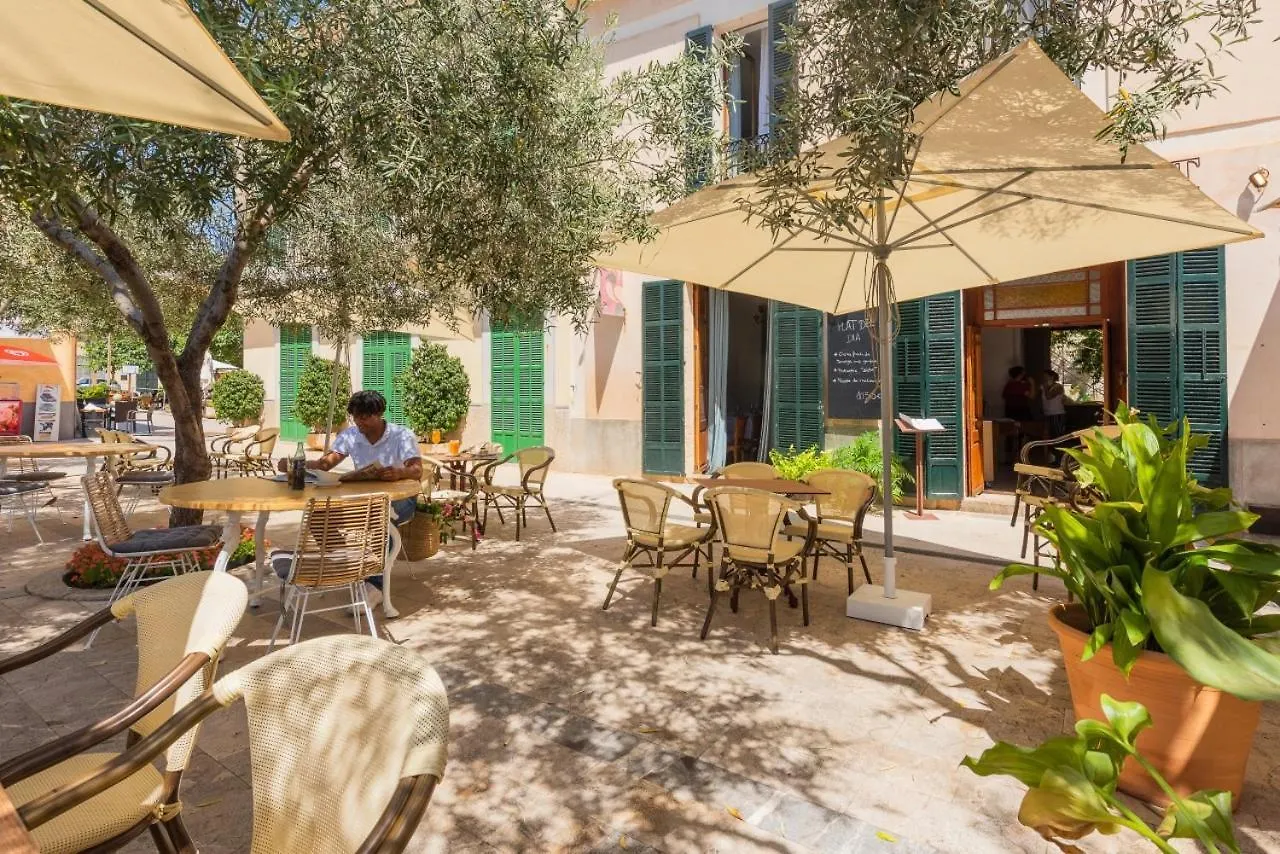 Petit Hotel Petra-Rentallorca Petra  Petra (Mallorca)